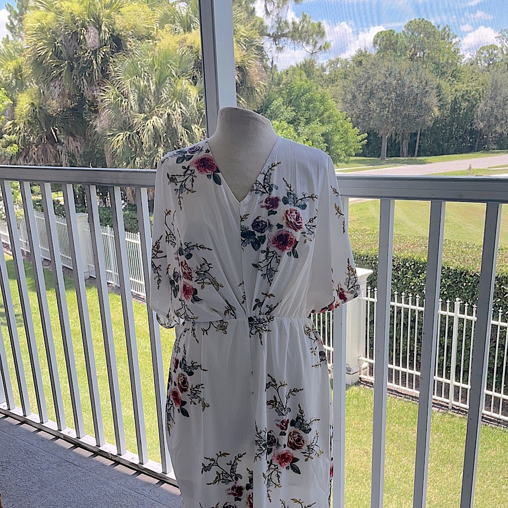 Dress - Picture 3 of 8